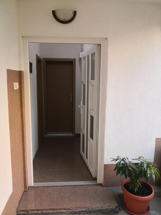 Апартаменты Apartman Volijak Яйце Экстерьер фото